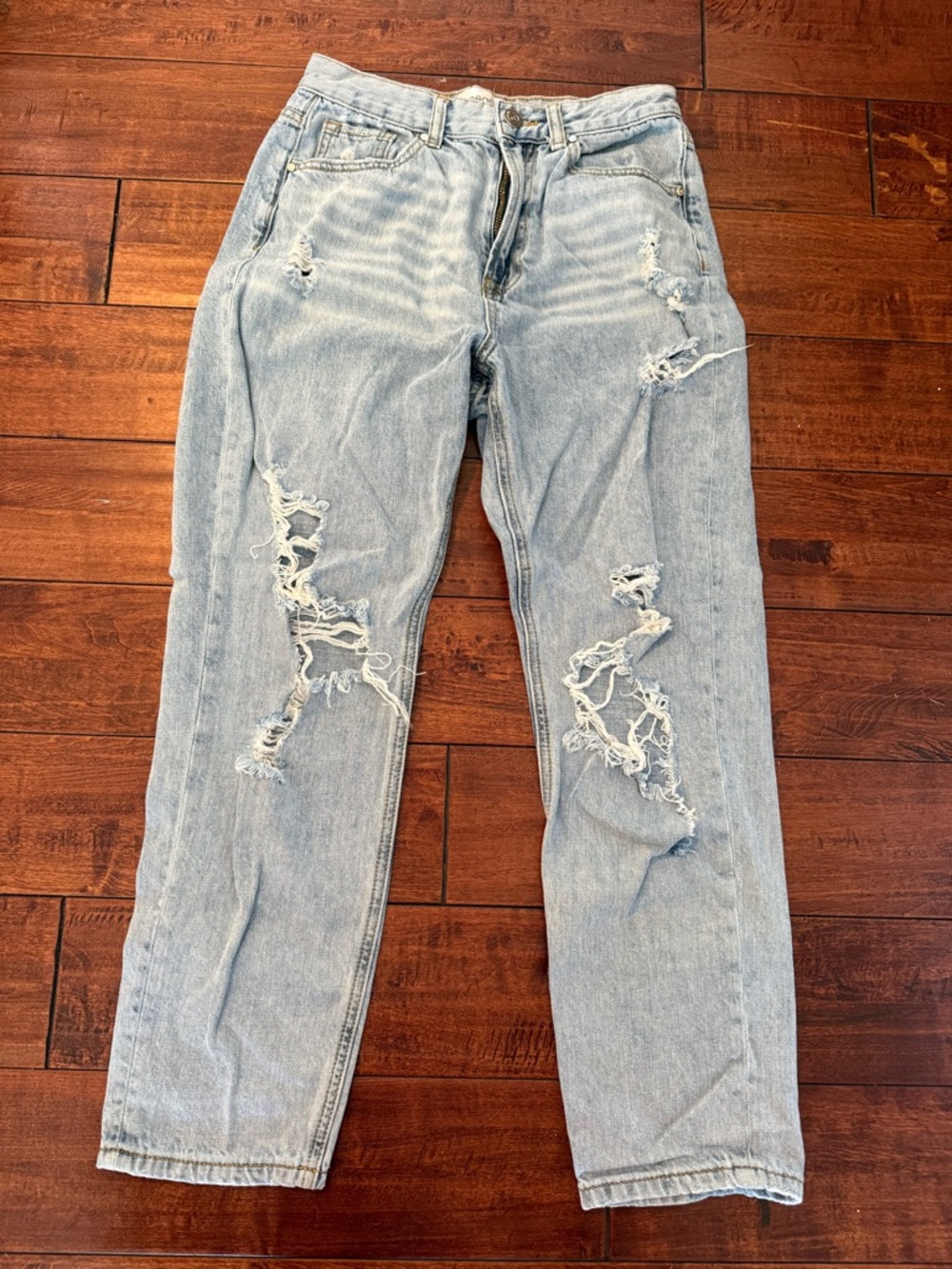 Light Blue Distressed Women’s Jeans